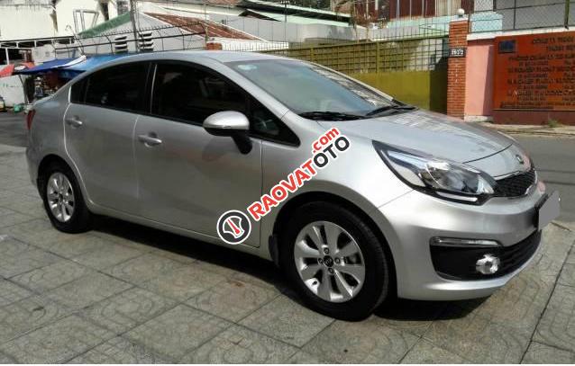 Cần tiền bán Kia Rio 2016, số tự động, màu bạc, mới ken-5
