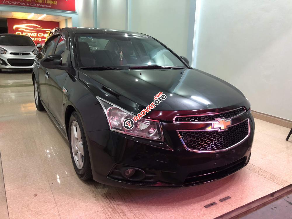 Bán Chevrolet Cruze LT sx 2010, màu đen-1