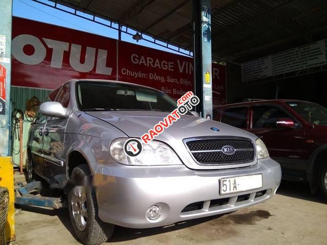 Bán xe Kia Carnival GS sản xuất 2007 số sàn, màu hồng phấn-0