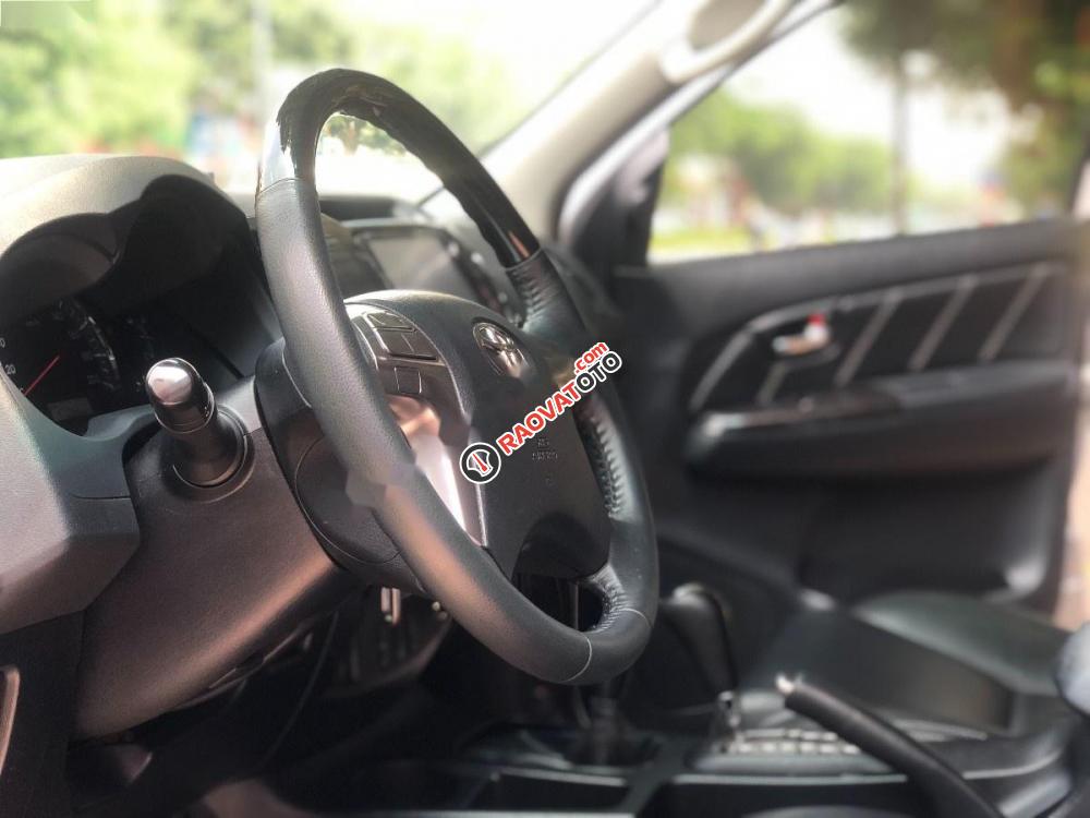 Bán Toyota Fortuner 2.7V 4x4 AT 2014, màu bạc  -4
