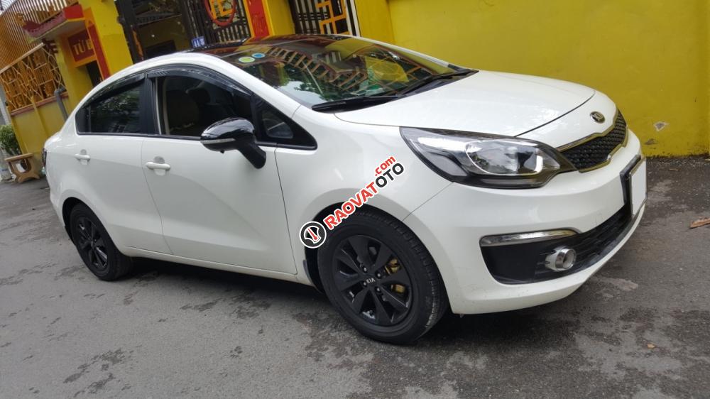 Cần bán xe Kia Rio 2016 số tự động, màu trắng, nhập Korea nguyên chiếc-2