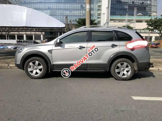 Bán Chevrolet Captiva Maxx năm sản xuất 2009, màu bạc  -2