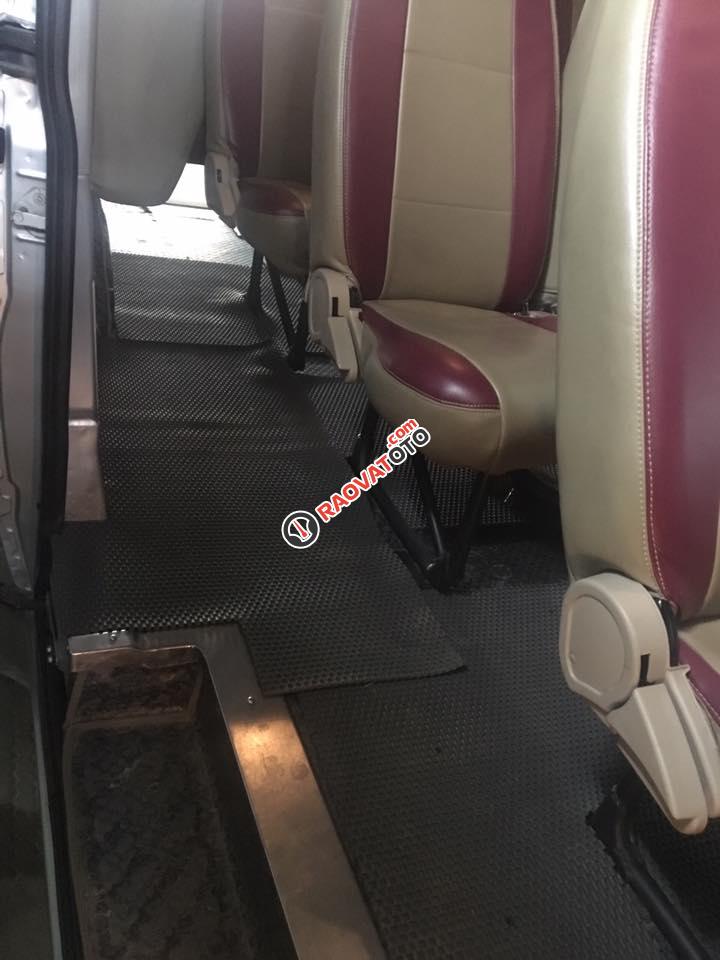 Cần bán xe Ford Transit 2016 máy dầu, số sàn, màu bạc zin-2