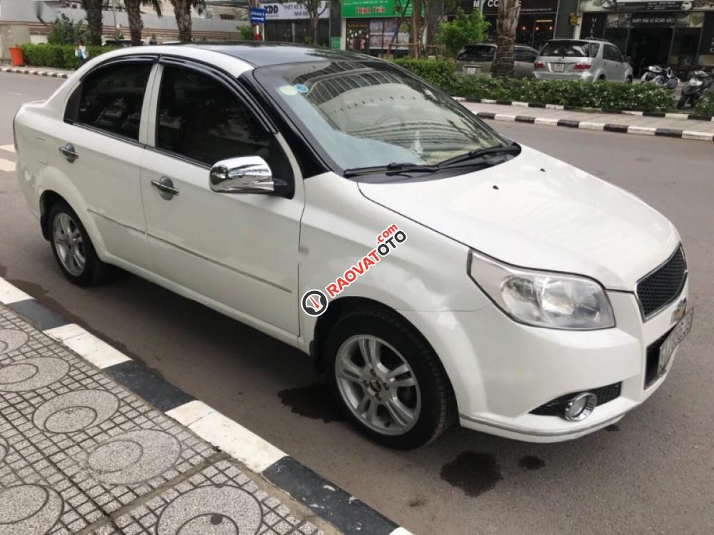Cần bán Chevrolet Aveo LTZ đời 2014, màu trắng, giá chỉ 328 triệu-0