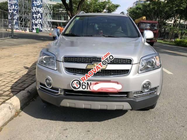 Bán Chevrolet Captiva Maxx năm sản xuất 2009, màu bạc  -0