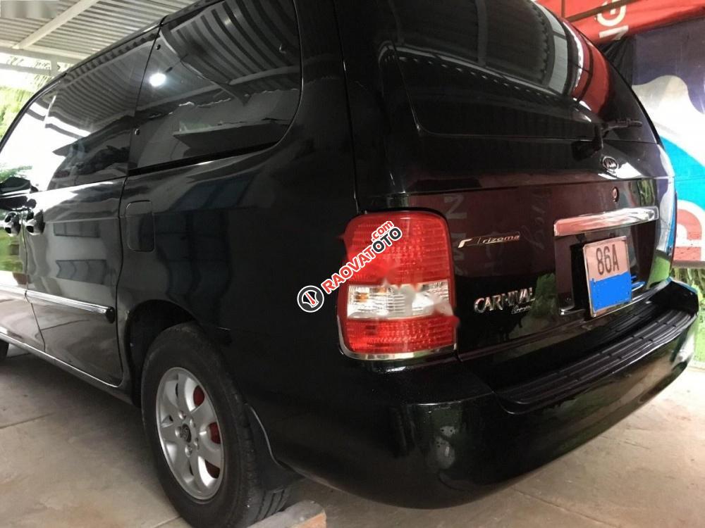 Bán Kia Carnival GS đời 2007, màu đen chính chủ-0