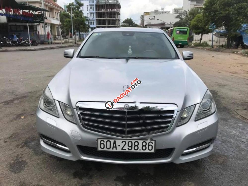 Bán xe Mercedes E250 CGI năm 2011, màu bạc, xe nhập-0