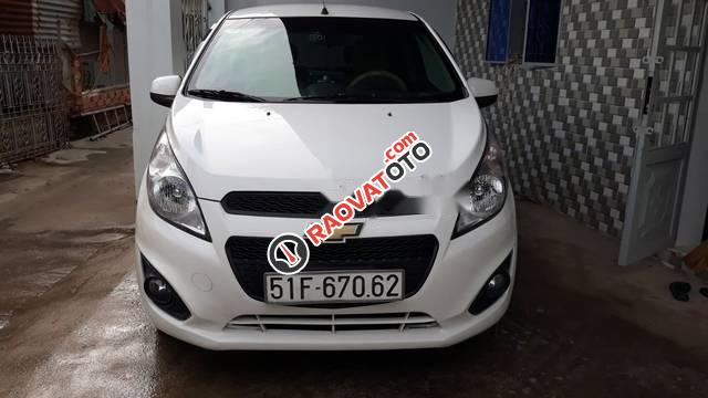 Cần bán Chevrolet Spark 1.0 LS sản xuất năm 2016, màu trắng số sàn giá cạnh tranh-0