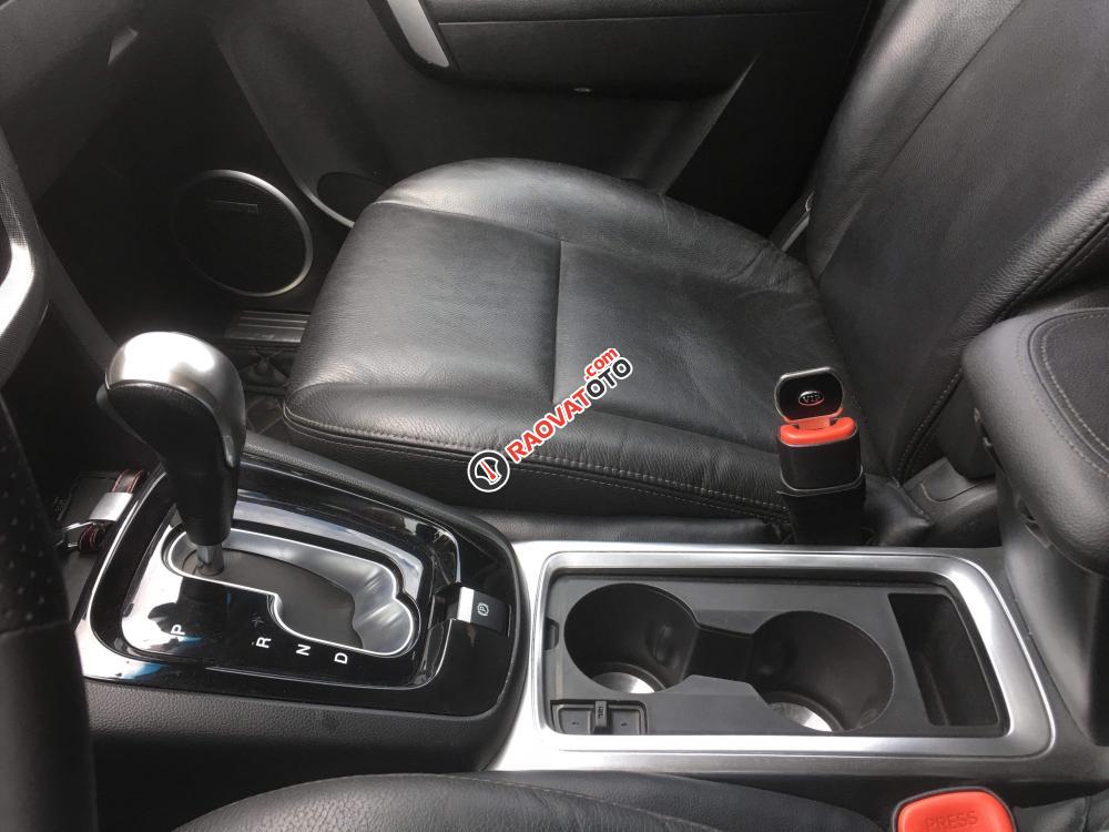 Cần bán gấp Chevrolet Captiva Revv 2.4 2017, màu trắng, giá chỉ 780 triệu-9