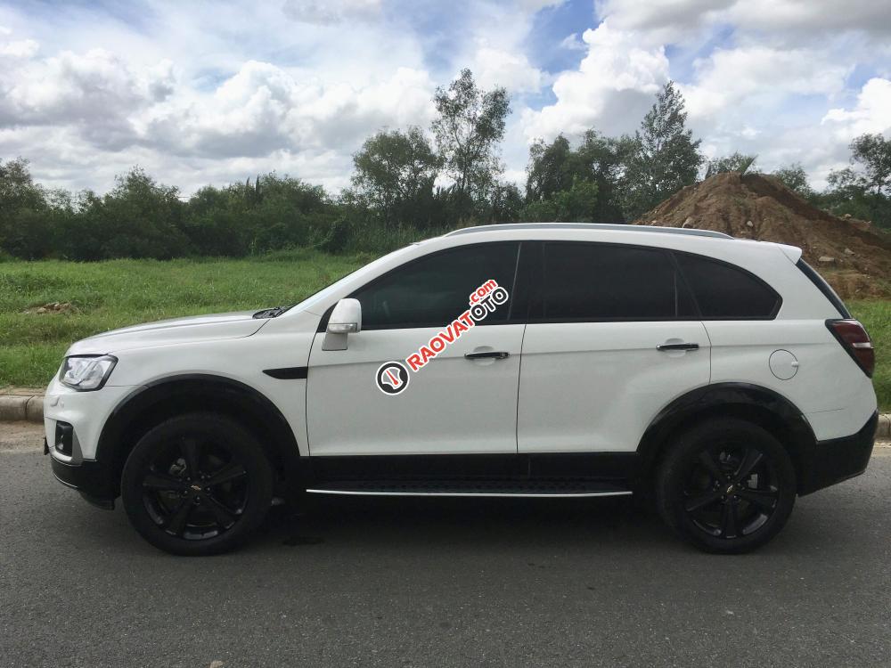 Cần bán gấp Chevrolet Captiva Revv 2.4 2017, màu trắng, giá chỉ 780 triệu-1
