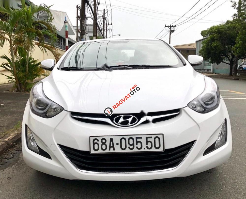 Cần bán xe Hyundai Elantra 1.6 AT năm sản xuất 2014, màu trắng, xe nhập-7