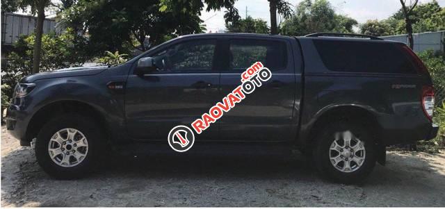 Cần bán gấp Ford Ranger XLS 4x2 AT năm sản xuất 2016 chính chủ, giá tốt-0