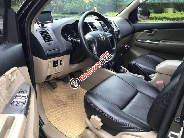 Bán ô tô Toyota Hilux 2.5E năm sản xuất 2014, màu đen, xe nhập Thái Lan-3