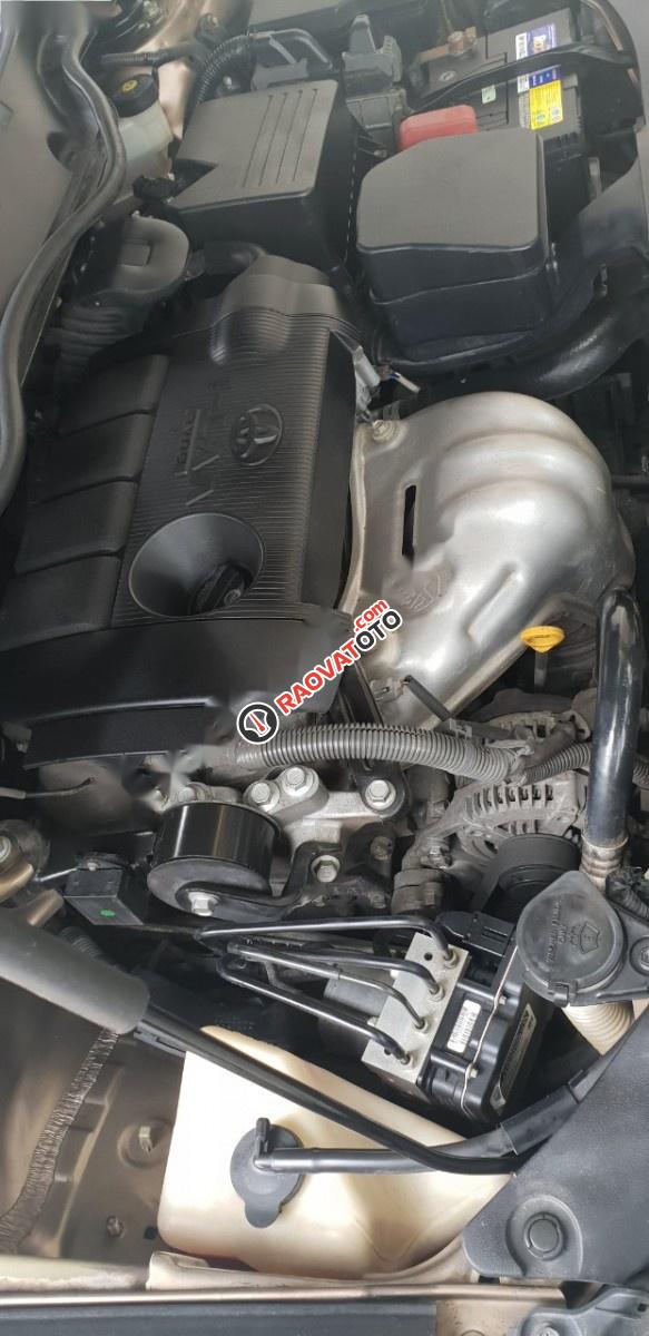 Bán Toyota Venza 2.7 năm sản xuất 2010, màu vàng, nhập khẩu-8