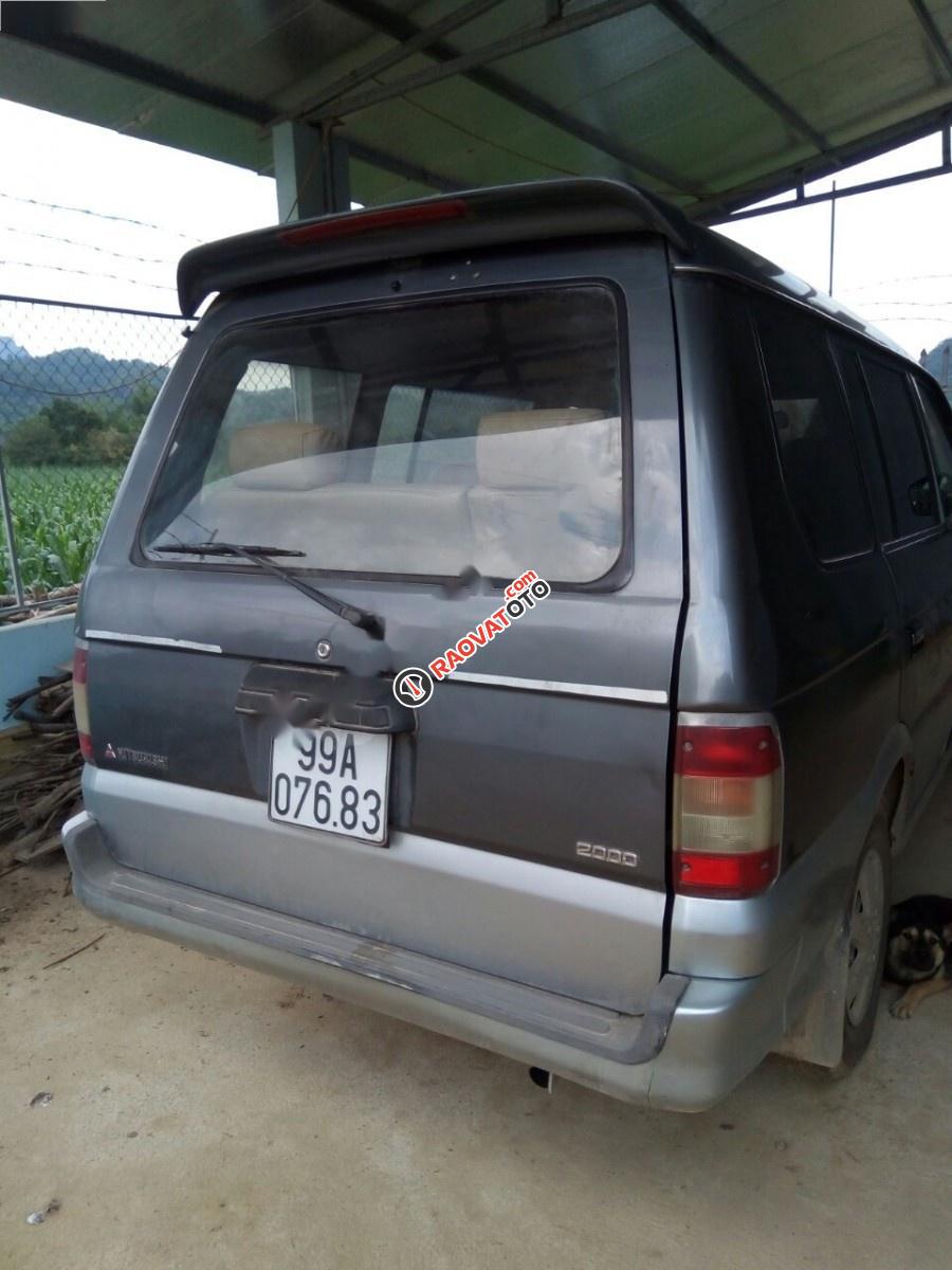 Bán xe Mitsubishi Jolie sản xuất 2001 màu xám bạc, số sàn-2