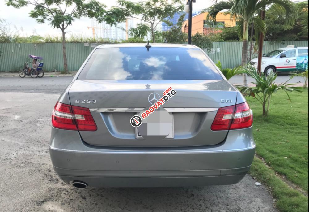 Bán Mercedes E250 CGI ĐKLĐ 05/ 2011, màu xám ghi-4