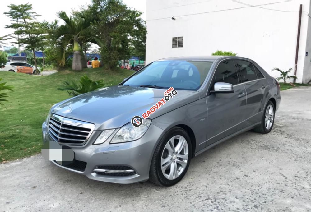 Bán Mercedes E250 CGI ĐKLĐ 05/ 2011, màu xám ghi-1