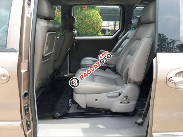 Cần bán xe Kia Carnival GS sản xuất 2009, màu vàng số tự động giá cạnh tranh-5