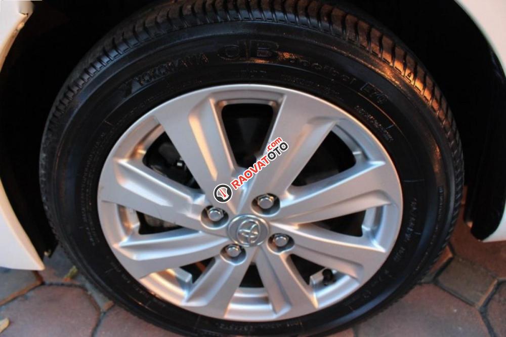 Xe Toyota Yaris 1.3E đời 2014, màu trắng, xe nhập -0