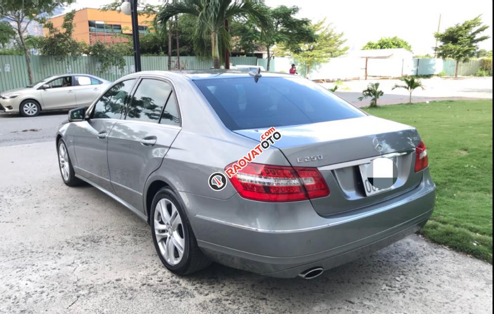 Bán Mercedes E250 CGI ĐKLĐ 05/ 2011, màu xám ghi-3