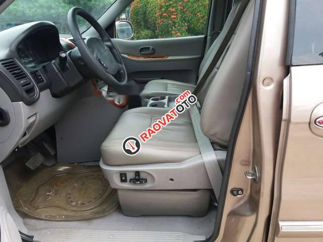 Cần bán xe Kia Carnival GS sản xuất 2009, màu vàng số tự động giá cạnh tranh-3