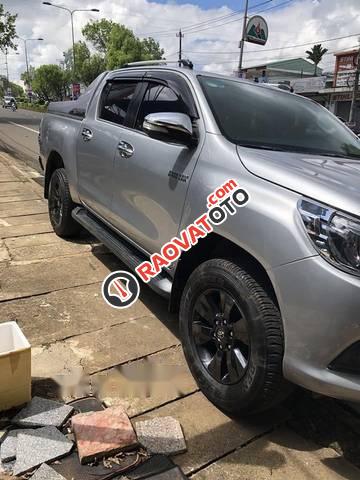 Bán Toyota Hilux G đời 2015, màu bạc  -1