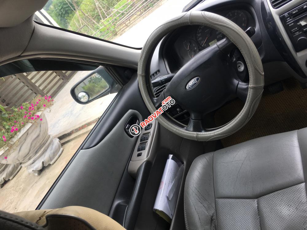 Bán Ford Laser Ghia 1.8MT đời 2003, màu bạc-2