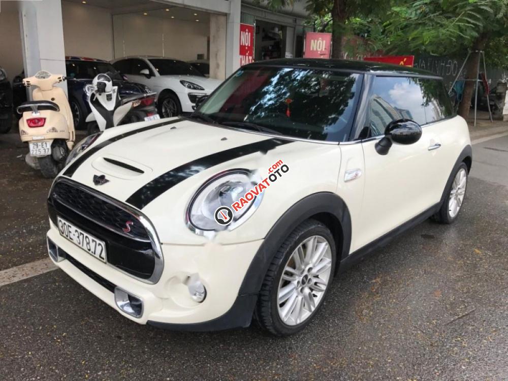 Bán Mini Cooper S model 2016 màu trắng, nhập khẩu tại Hà Lan, xe chính chủ đi từ đầu giữ gìn nên còn như mới-5