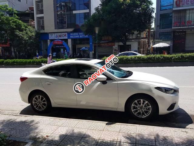 Cần bán lại xe Mazda 3 1.5SD đời 2016, màu trắng-4