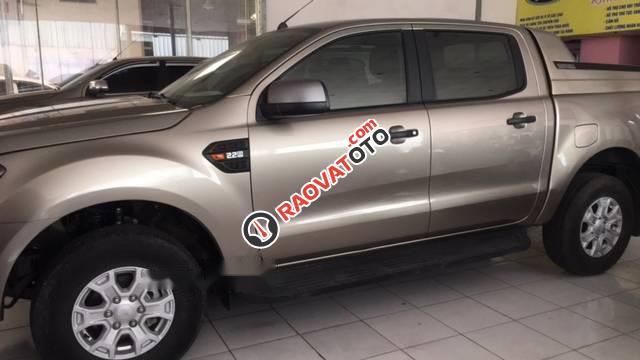 Bán Ford Ranger XLS 4x2 MT sản xuất năm 2015, màu vàng số sàn-5
