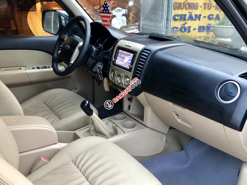 Bán Ford Everest đời 2008, màu đen, giá chỉ 365 triệu-12