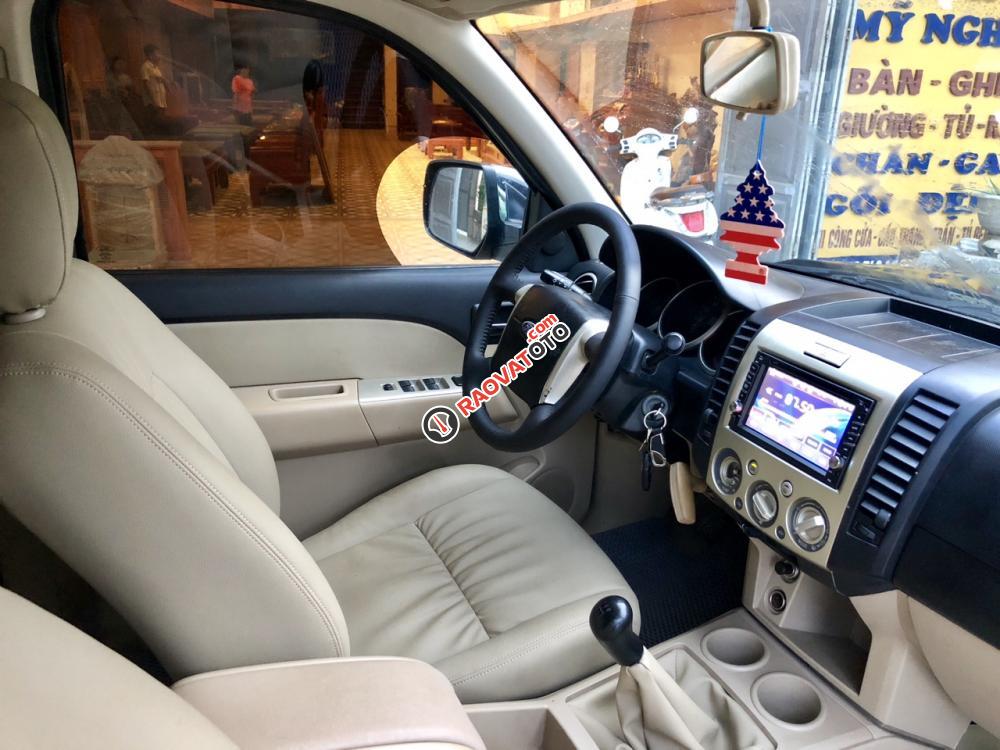 Bán Ford Everest đời 2008, màu đen, giá chỉ 365 triệu-13