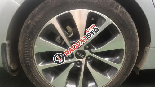 Bán Kia Optima 2.0 AT sản xuất năm 2017, màu bạc chính chủ-0