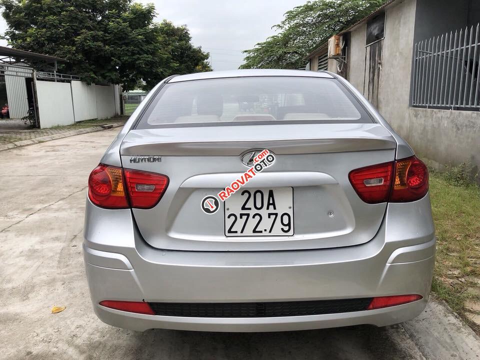 Bán Hyundai Avante sản xuất 2013 màu bạc, giá 370 triệu-4