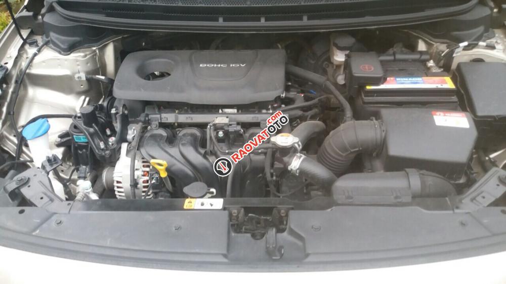 Cần bán lại xe Kia Cerato sản xuất 2016 màu vàng, 490 triệu-2