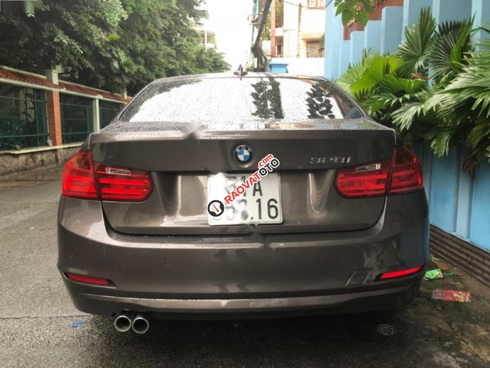 Cần bán BMW 3 Series 328i sản xuất năm 2013, màu nâu, xe nhập  -5