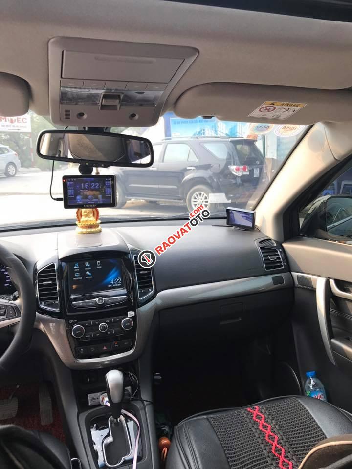 Bán Chevrolet Captiva đời 2016 bản LTZ số tự động, màu đen bóng bẩy-3