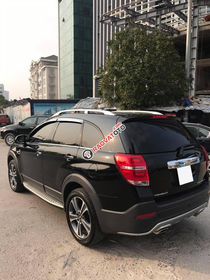 Bán Chevrolet Captiva đời 2016 bản LTZ số tự động, màu đen bóng bẩy-6