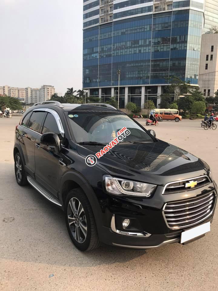 Bán Chevrolet Captiva đời 2016 bản LTZ số tự động, màu đen bóng bẩy-2