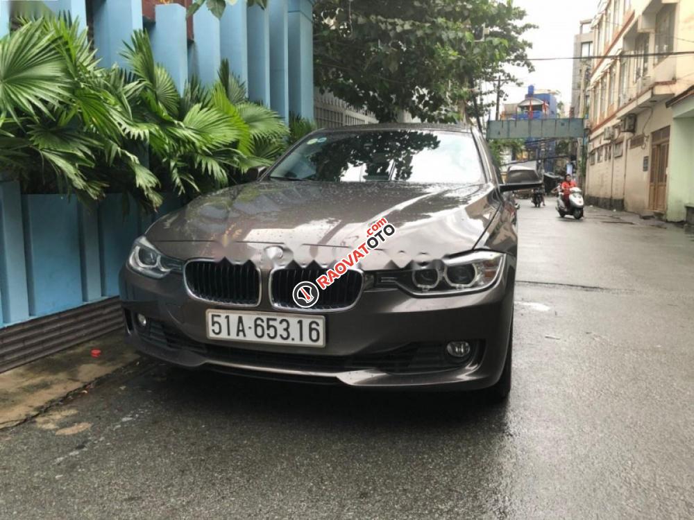 Cần bán BMW 3 Series 328i sản xuất năm 2013, màu nâu, xe nhập  -4