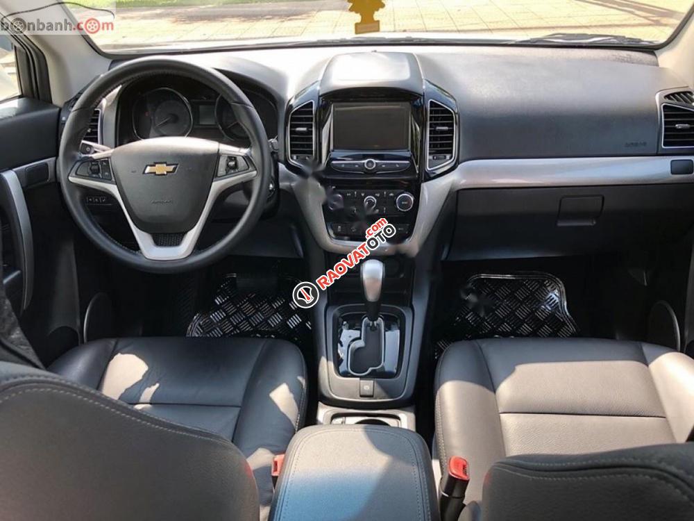 Bán Captiva LTZ Revv 2016, số tự động, máy xăng, 1 chủ mua mới, đi 24000km-3