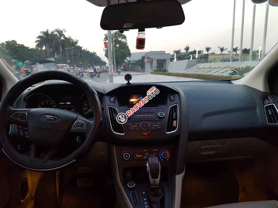 Cần bán lại xe Ford Focus Trend năm sản xuất 2017, màu nâu, nhập khẩu -8