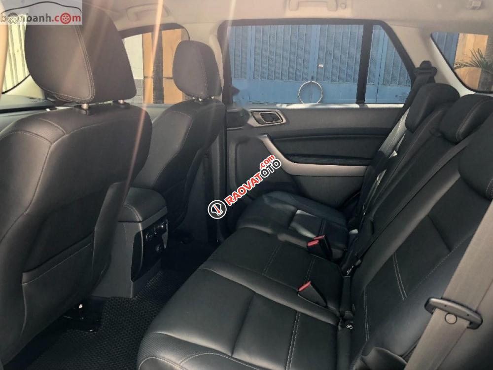 Gia đình bán Ford Everest Trend 2016, màu đỏ, xe nhập-1