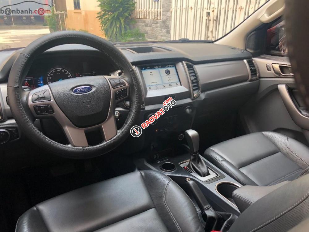 Gia đình bán Ford Everest Trend 2016, màu đỏ, xe nhập-5