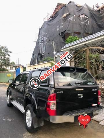 Cần bán lại xe Toyota Hilux E đời 2013, màu đen-3