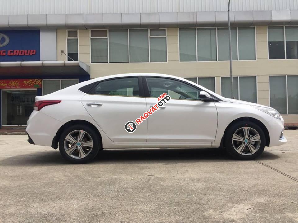 Bán Hyundai Accent 2018 đủ màu giao xe ngay, giá tốt khuyến mại lớn nhất, liên hệ Mr Cảnh 0984 616 689 - 0904 913 699-3