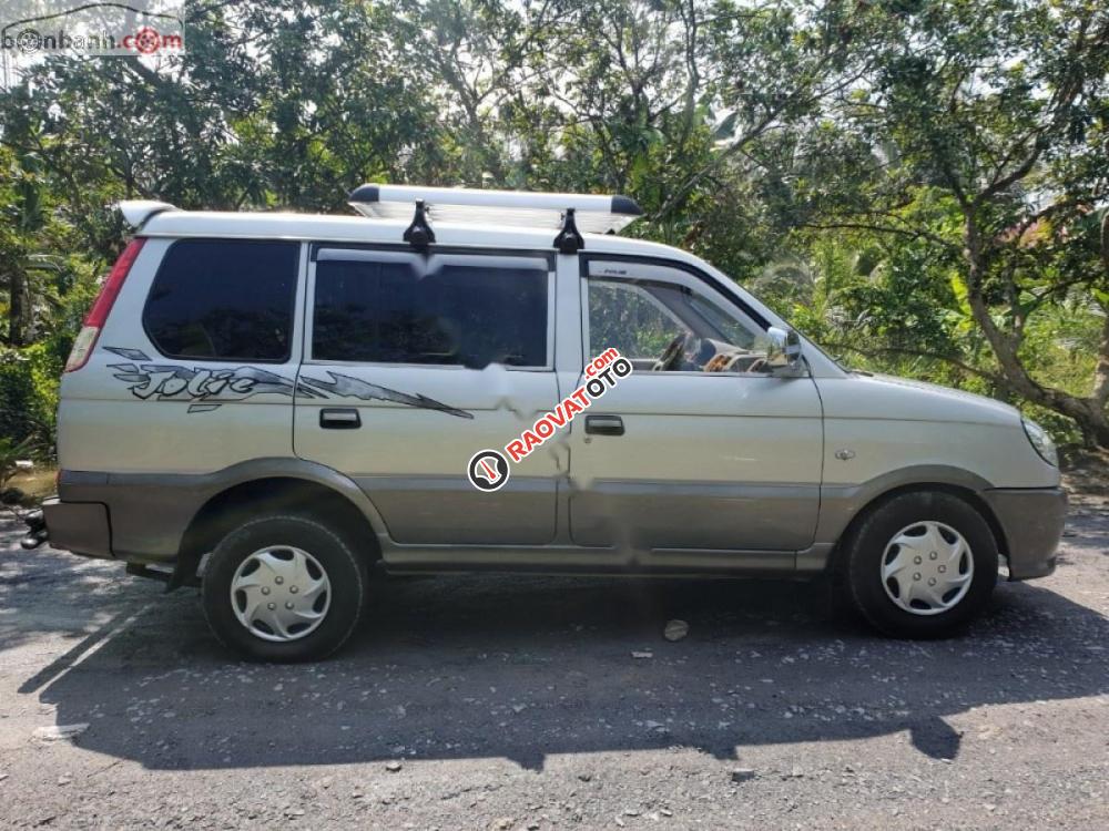 Cần bán gấp Mitsubishi Jolie 2.0 MPI năm 2004, màu bạc, xe gia đình tên tư nhân, bánh gầm-7