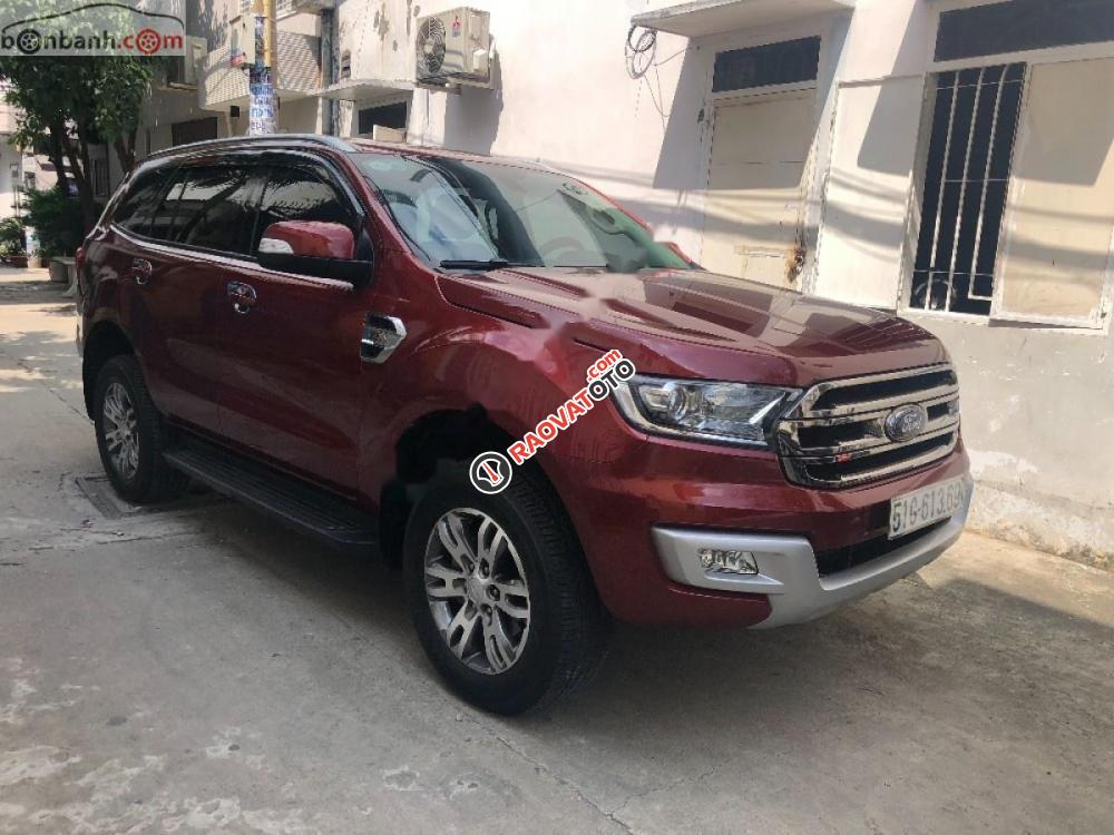 Gia đình bán Ford Everest Trend 2016, màu đỏ, xe nhập-8