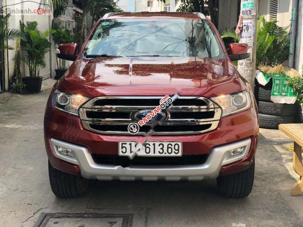 Gia đình bán Ford Everest Trend 2016, màu đỏ, xe nhập-6