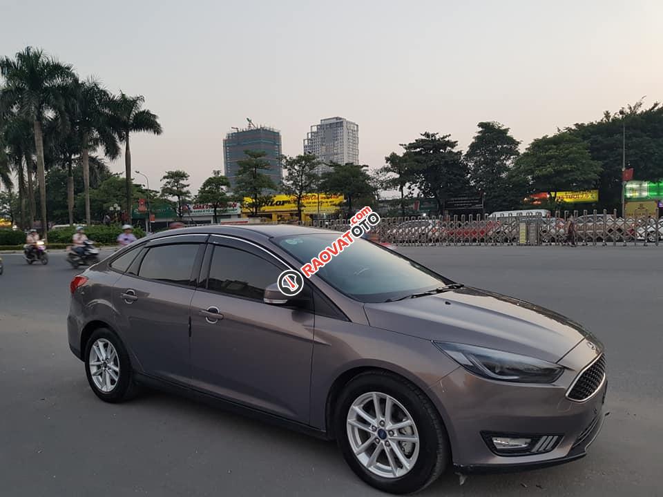 Cần bán lại xe Ford Focus Trend năm sản xuất 2017, màu nâu, nhập khẩu -0
